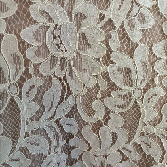 SOCIALITE Lace Beige Tank Top - Picture 5 of 8